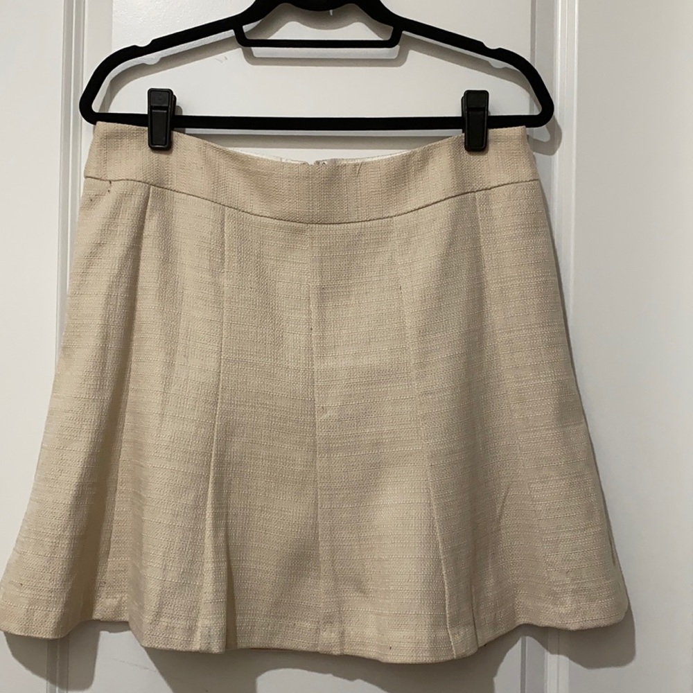 Banana Republic cream pleated linen skirt size 12